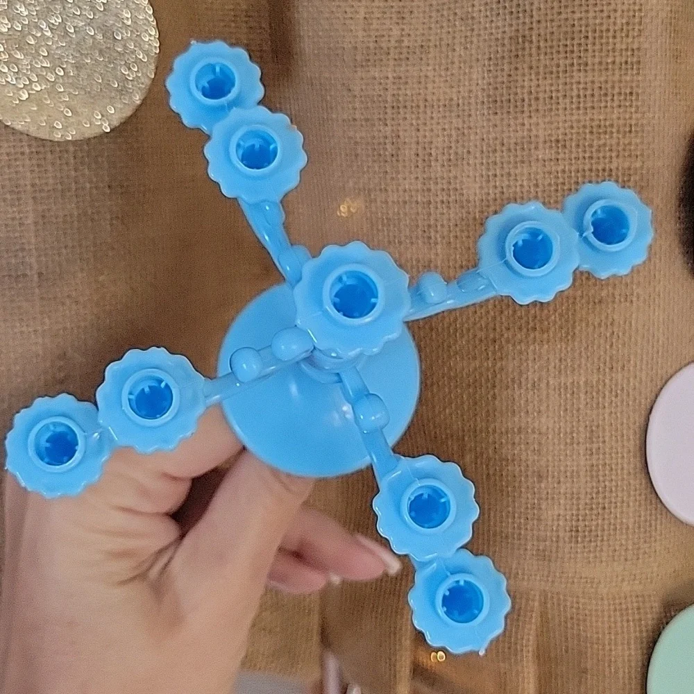 EXPANDABLE CANDLE HOLDER CAKE TOPPER, CHOICE OF COLOR